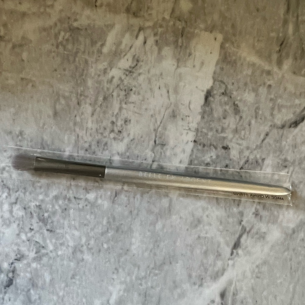 Belle En Argent Concealer Brush